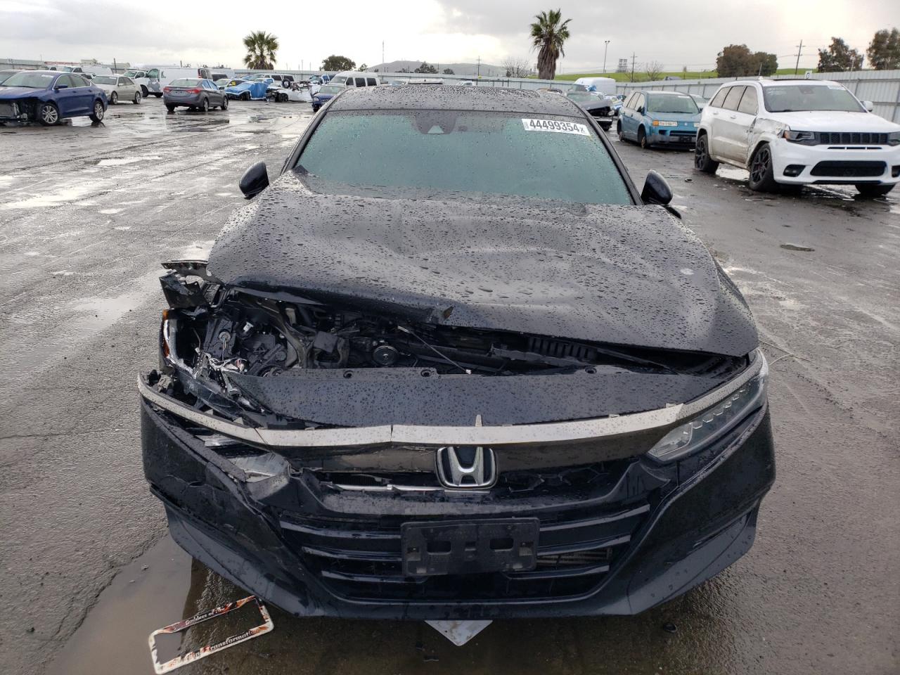 1HGCV2E33JA054225 HONDA ACCORD 2018