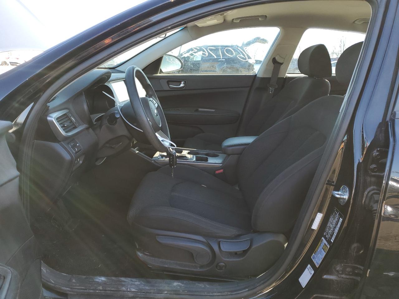 5XXGT4L32LG384448 2020 Kia Optima Lx