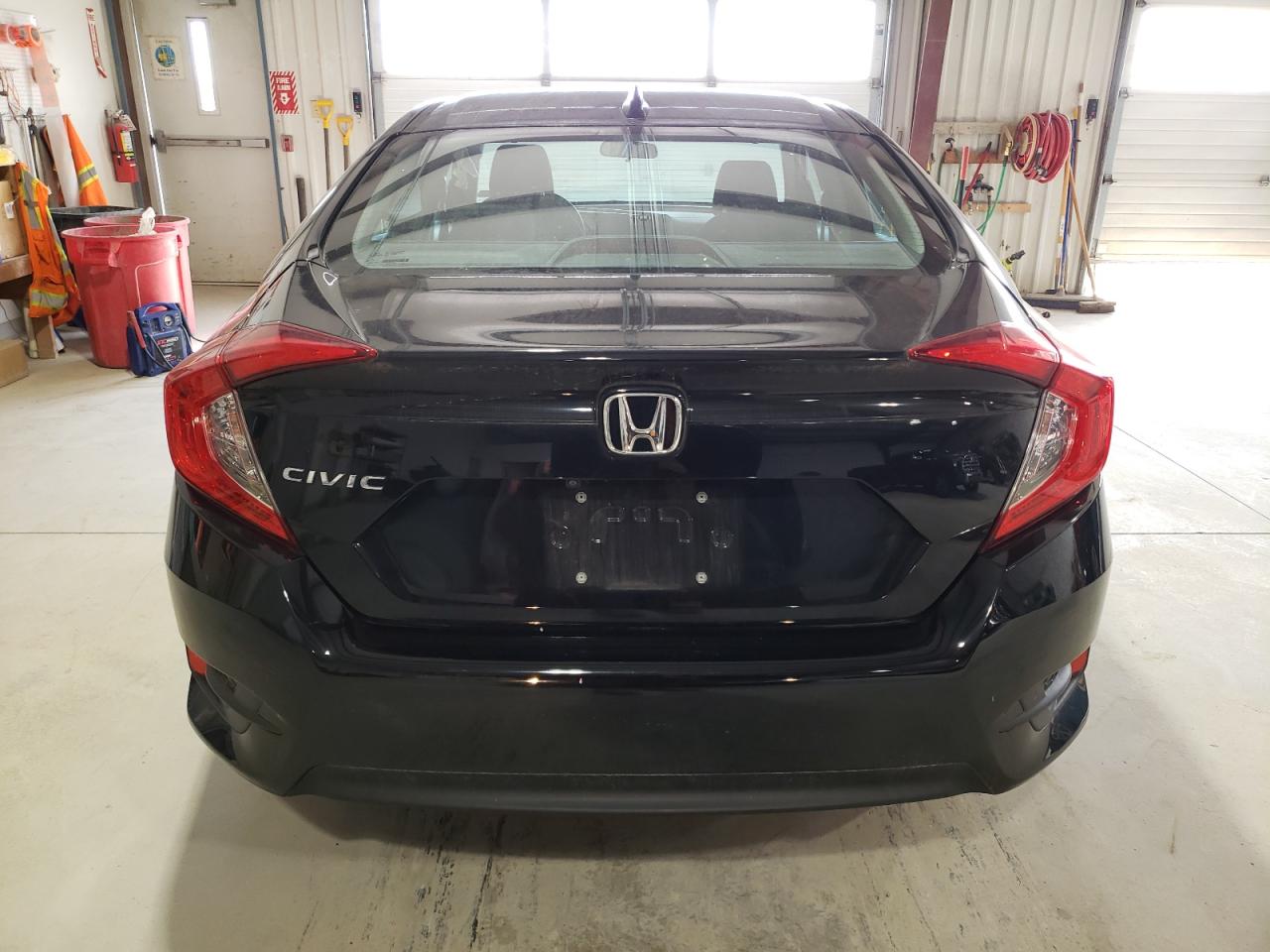 2HGFC2F79JH557361 2018 Honda Civic Ex