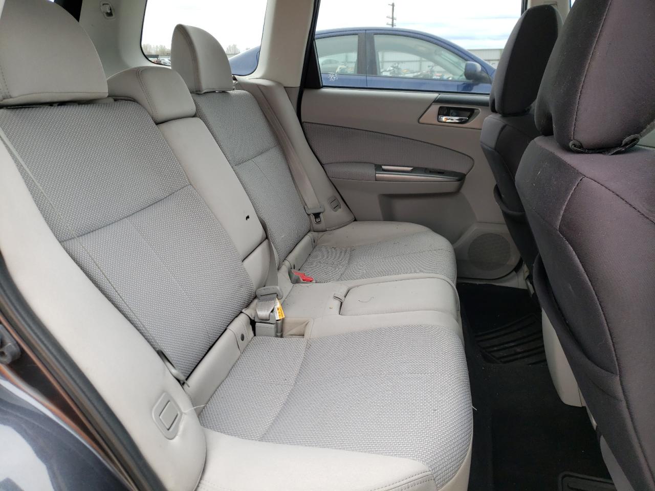 JF2SHADC9BH717482 2011 Subaru Forester 2.5X Premium