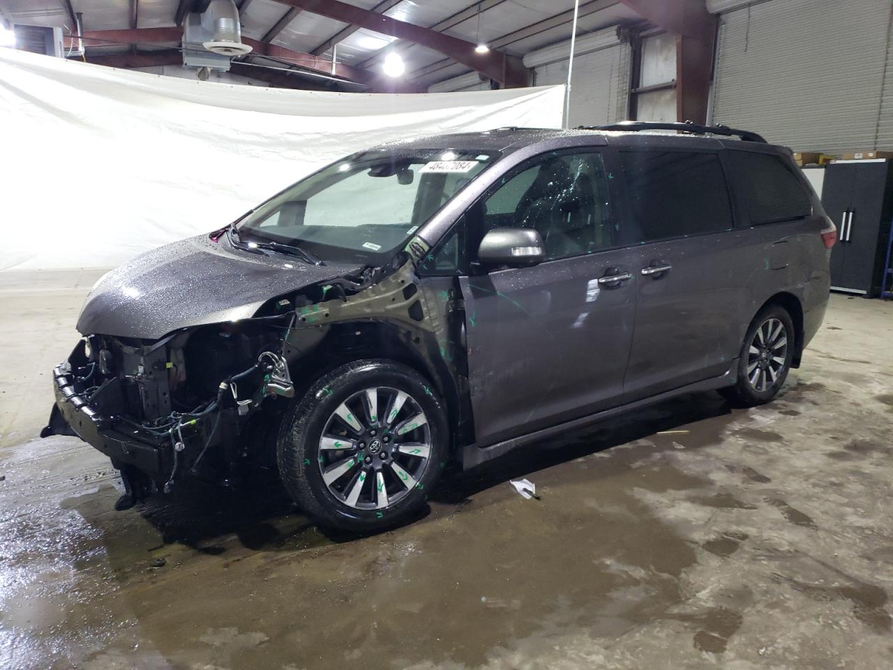 2019 Toyota Sienna Xle vin: 5TDDZ3DC3KS221217