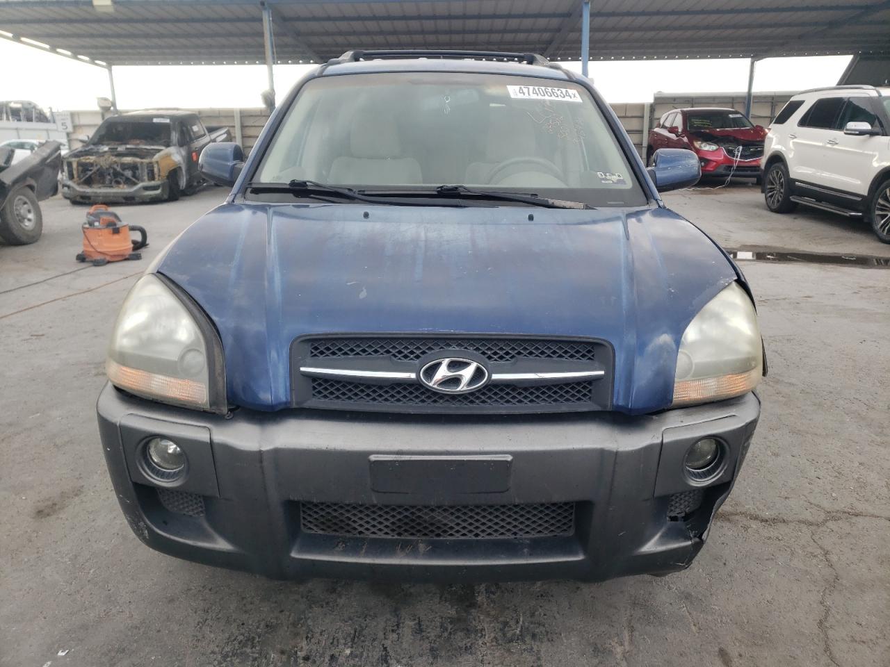 KM8JN12D46U285021 2006 Hyundai Tucson Gls