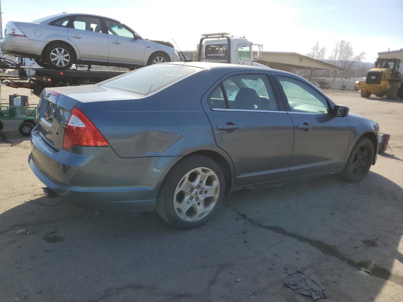 3FAHP0HA4BR101997 2011 Ford Fusion Se