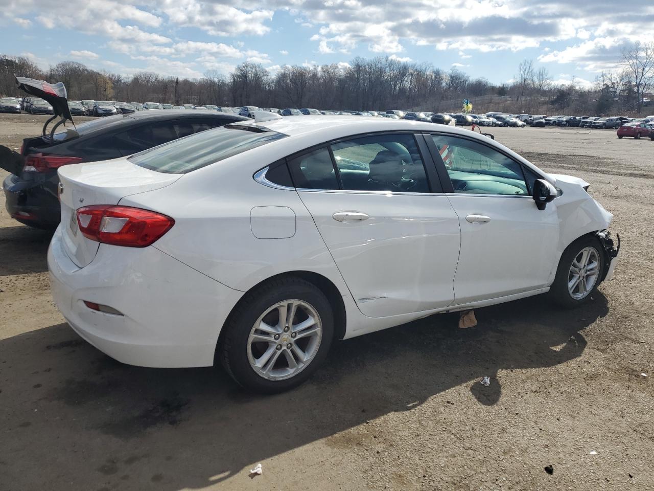 2017 Chevrolet Cruze Lt vin: 1G1BE5SM4H7136358