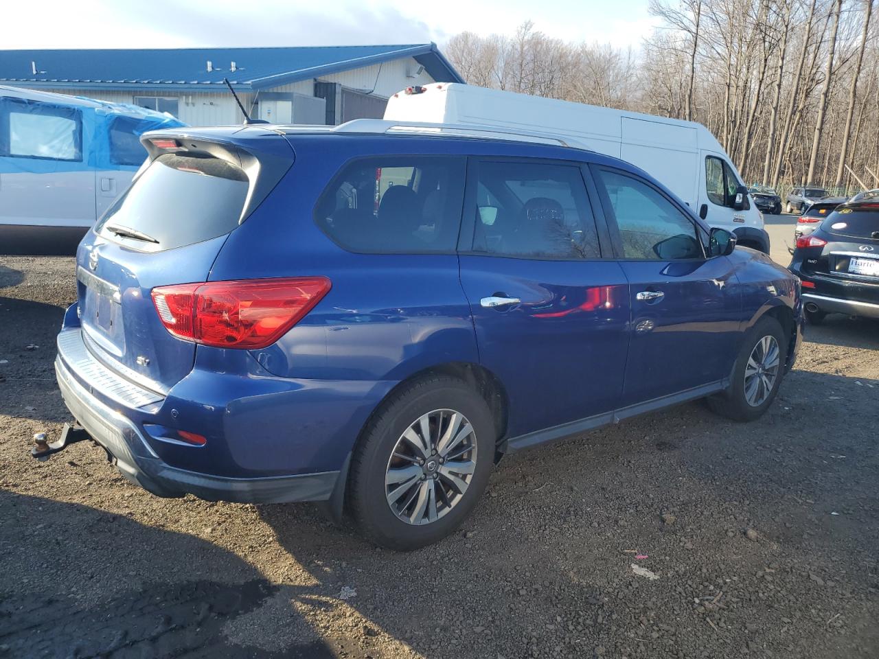 5N1DR2MN7HC619354 NISSAN PATHFINDER 2017