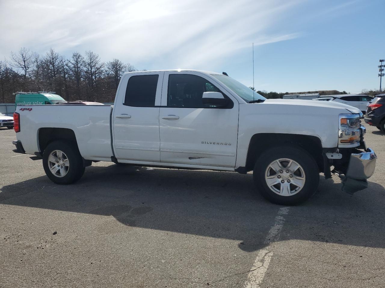 1GCVKREC7JZ360340 2018 Chevrolet Silverado K1500 Lt