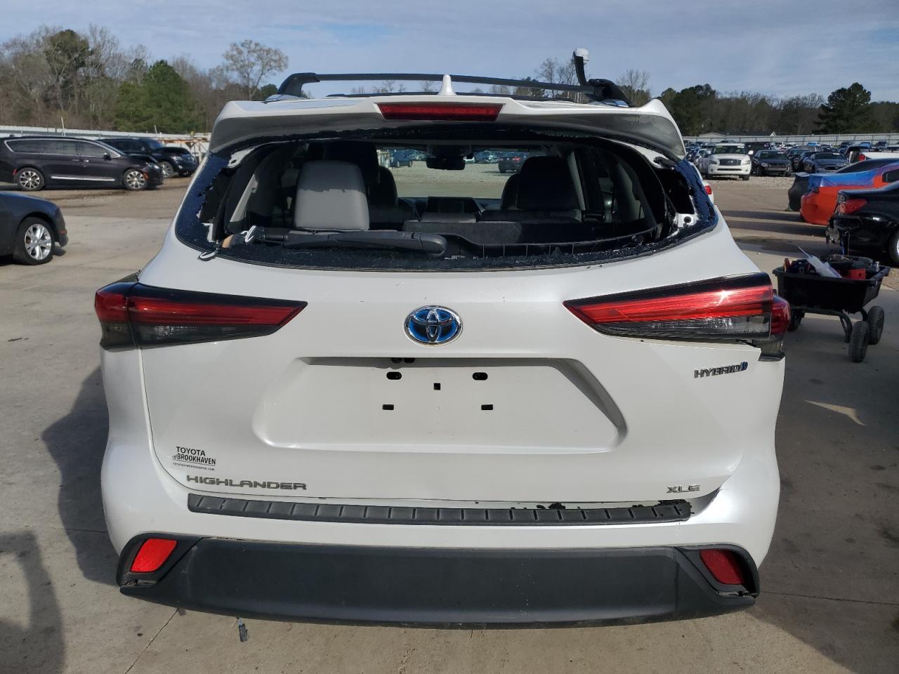 2022 Toyota Highlander Hybrid Xle vin: 5TDAARAH3NS511555