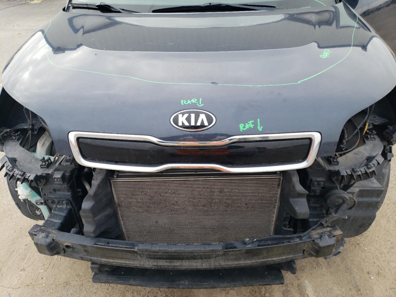 KNDJP3A51E7041330 2014 Kia Soul +