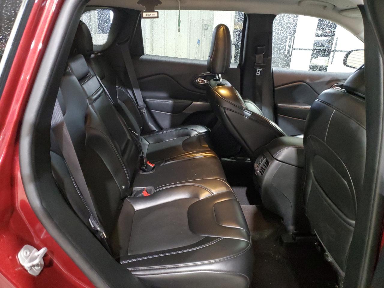 1C4PJMLBXKD112199 2019 Jeep Cherokee Latitude Plus