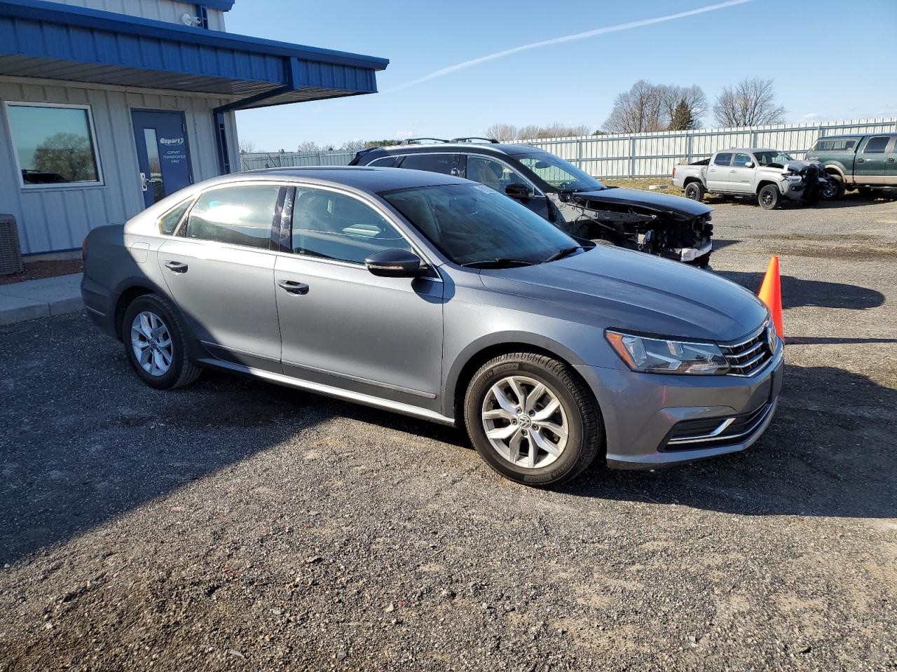 1VWAT7A34HC001513 2017 Volkswagen Passat S 1VWAT7A34HC001513 2017 Volkswagen Passat S