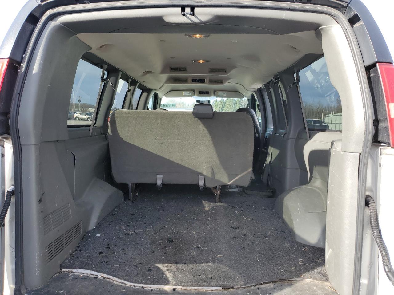 1GKUHCD40A1184428 2010 GMC Savana G1500 Lt