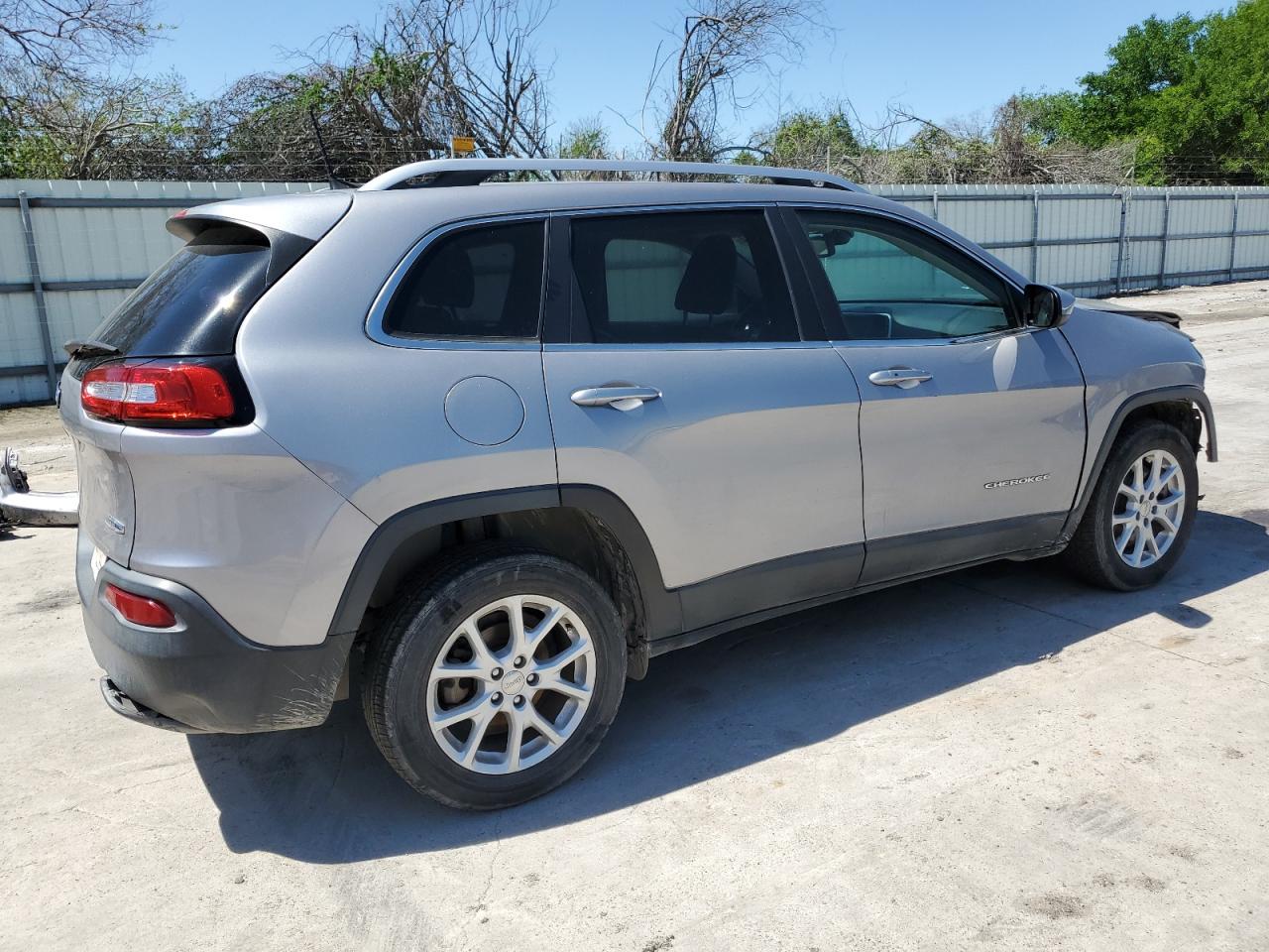 1C4PJLLB1JD503542 2018 Jeep Cherokee Latitude Plus