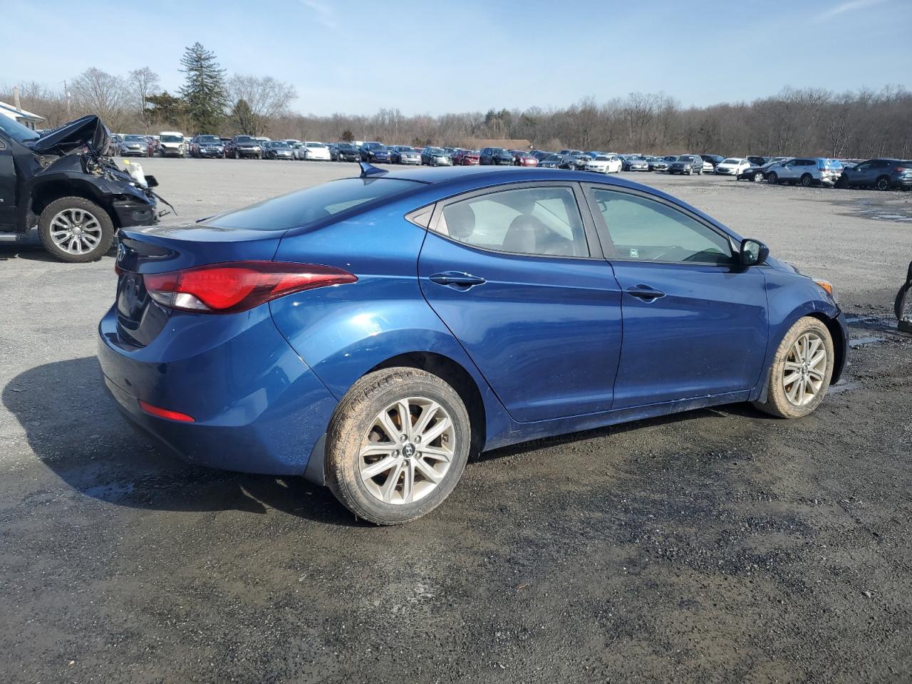 5NPDH4AE2FH595750 2015 Hyundai Elantra Se