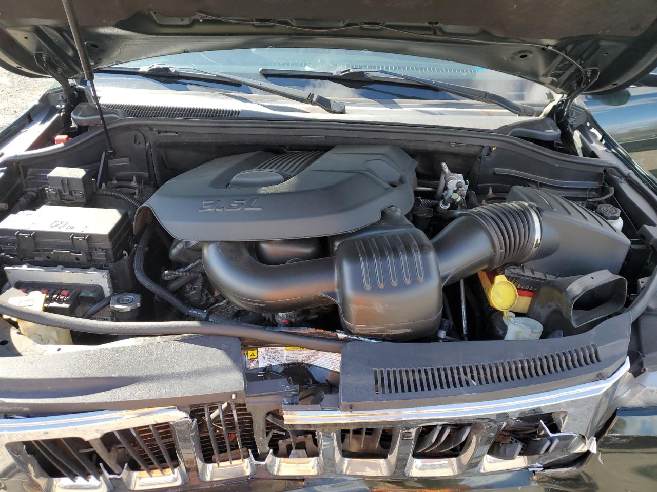 1J4RR5GG7BC596877 2011 Jeep Grand Cherokee Limited