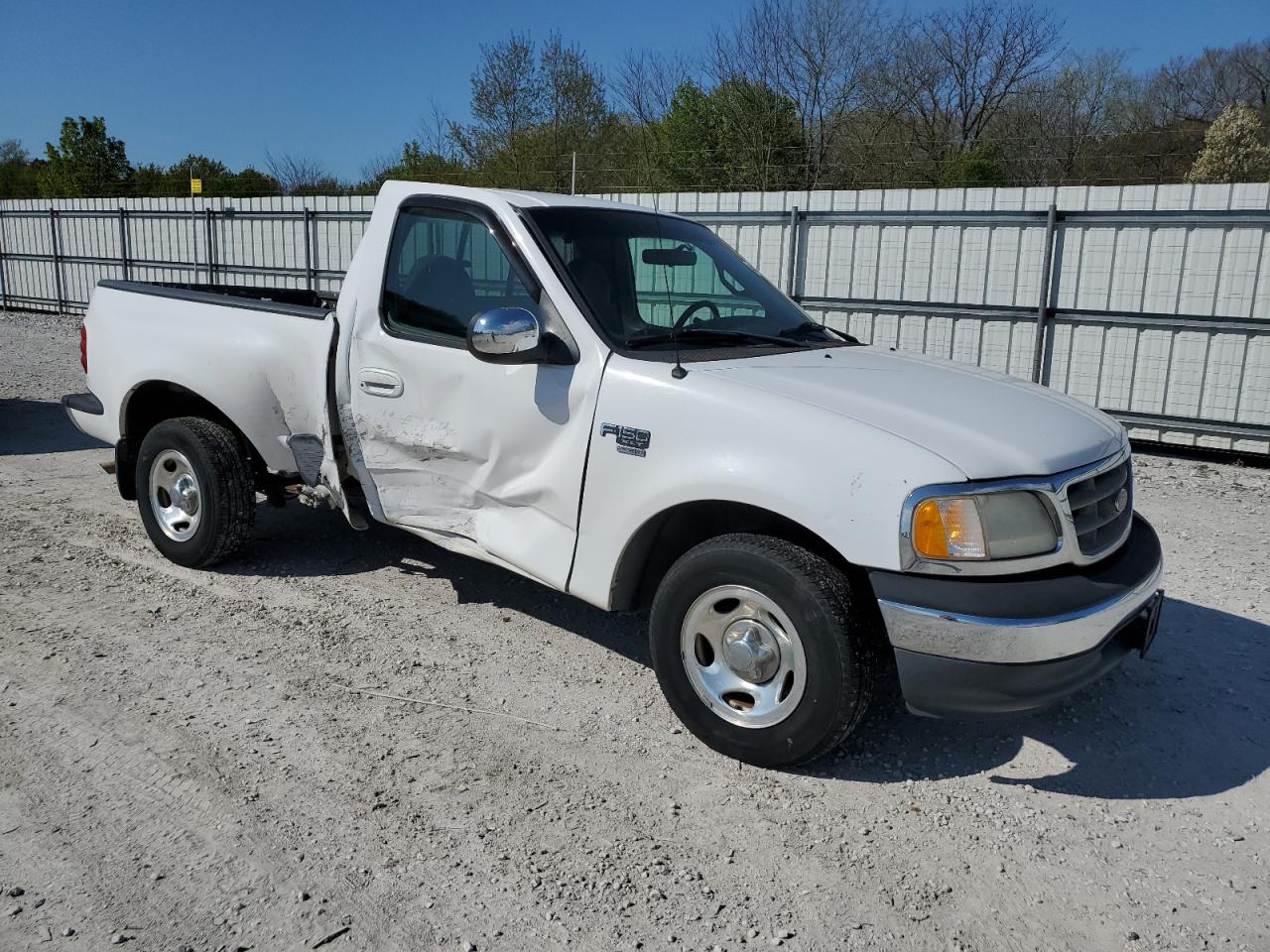 1FTRF07W0YKB16251 2000 Ford F150