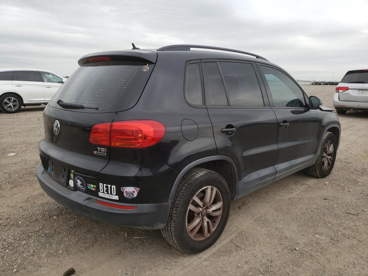 WVGBV7AXXGW574655 2016 Volkswagen Tiguan S