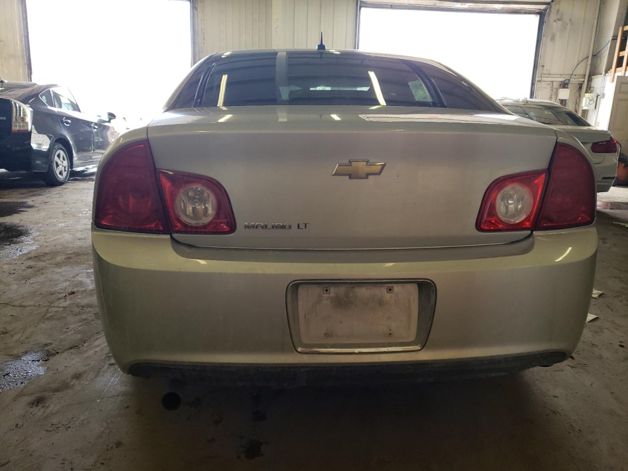 1G1ZD5E70BF297438 2011 Chevrolet Malibu 2Lt