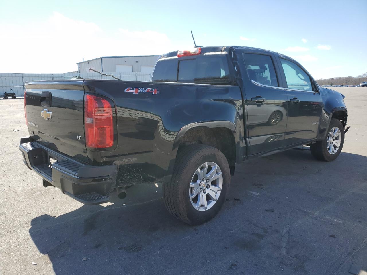 1GCGTCEN1L1240877 2020 Chevrolet Colorado Lt