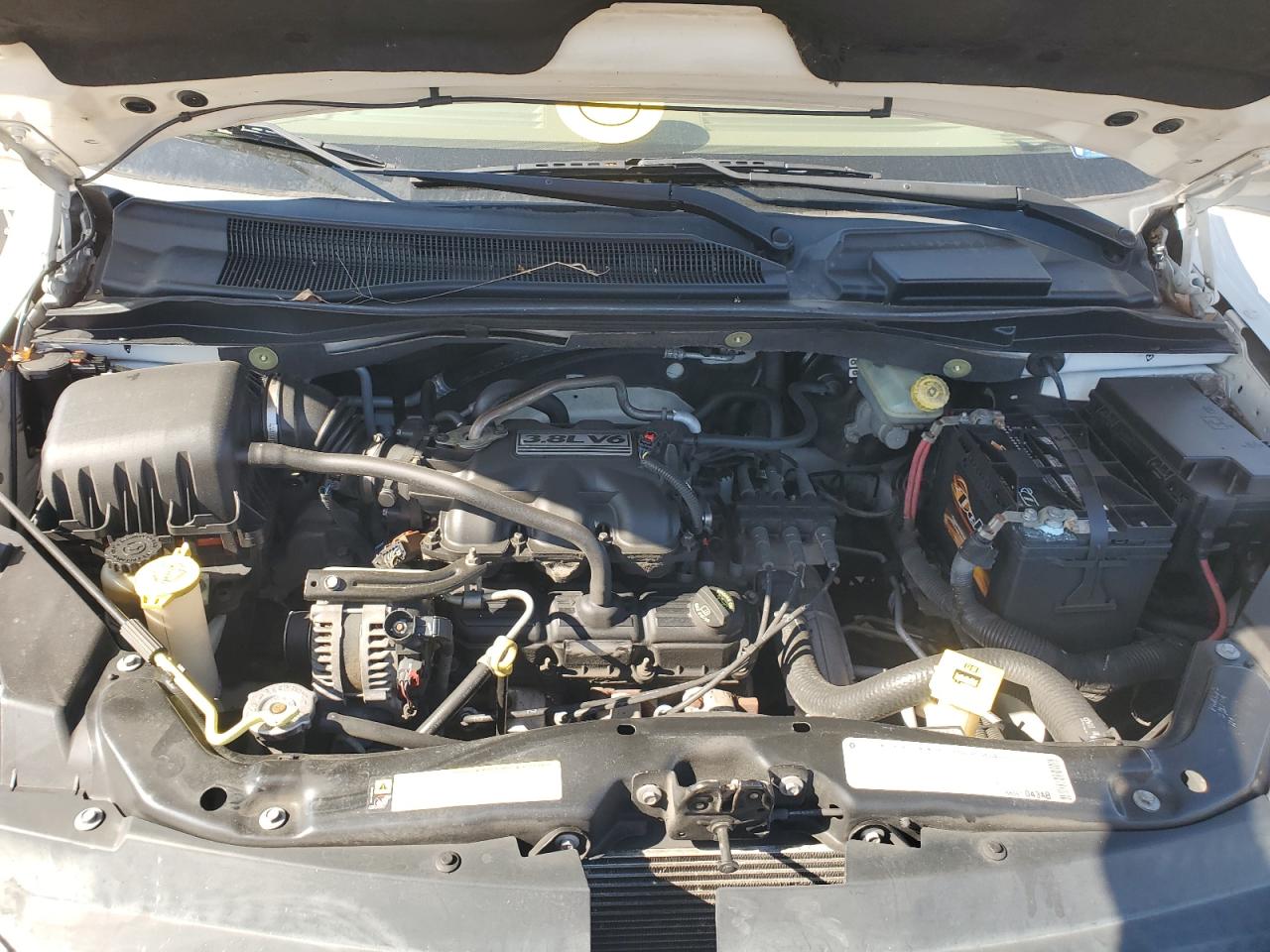 2V4RW3D1XAR281781 2010 Volkswagen Routan Se