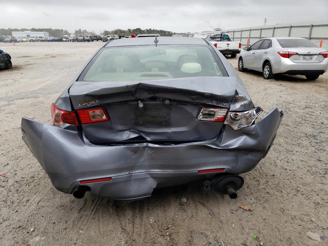 JH4CU2F64BC008823 2011 Acura Tsx