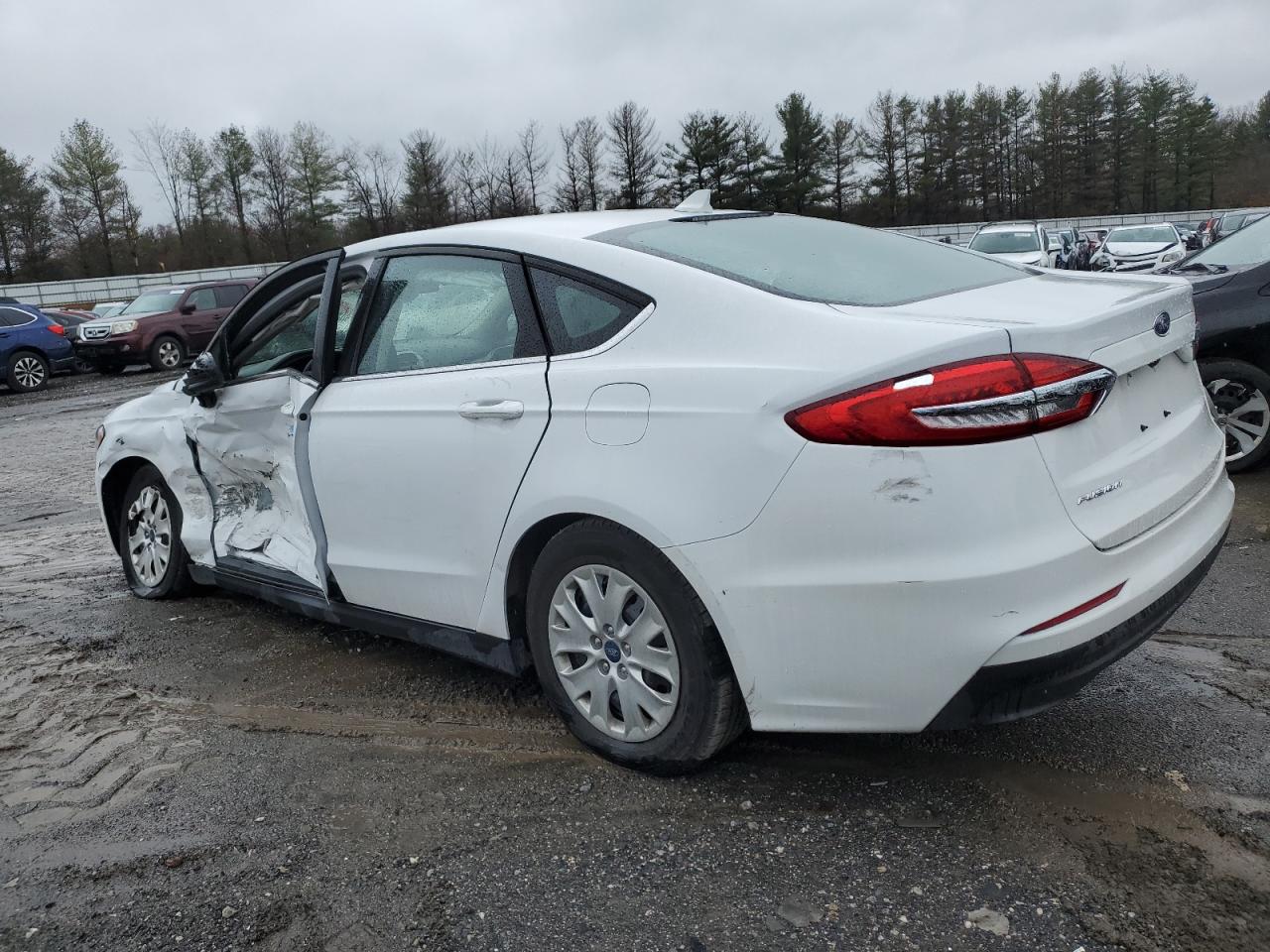 2020 Ford Fusion S vin: 3FA6P0G76LR241869