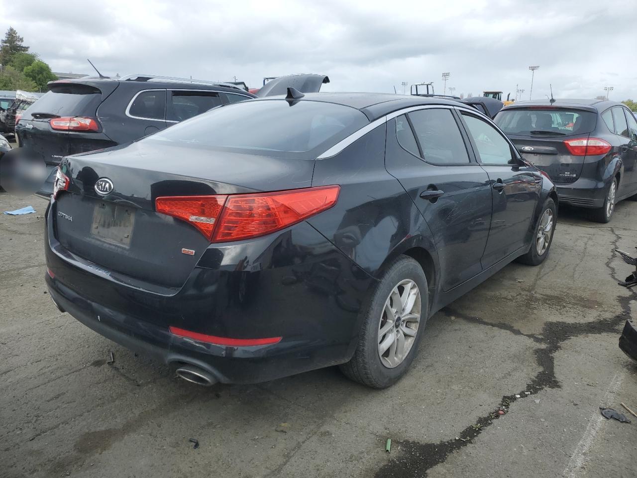 KNAGM4A77B5167755 2011 Kia Optima Lx