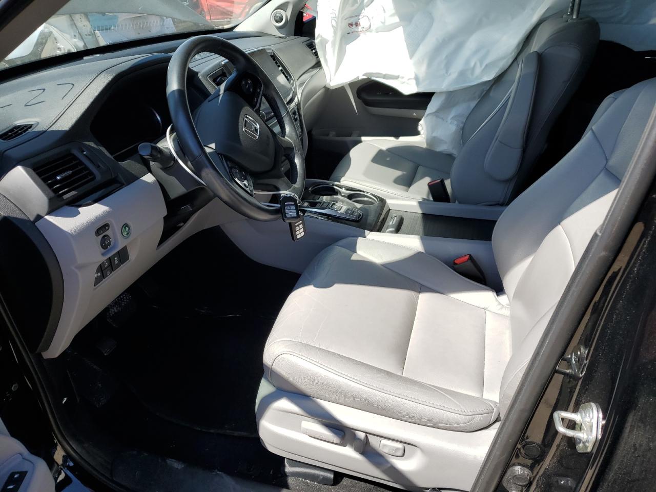 5FNYF6H98KB006222 2019 Honda Pilot Touring