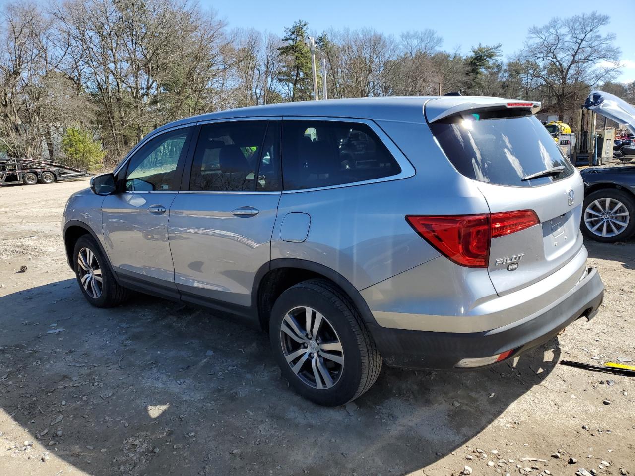5FNYF6H57JB017658 HONDA PILOT 2018