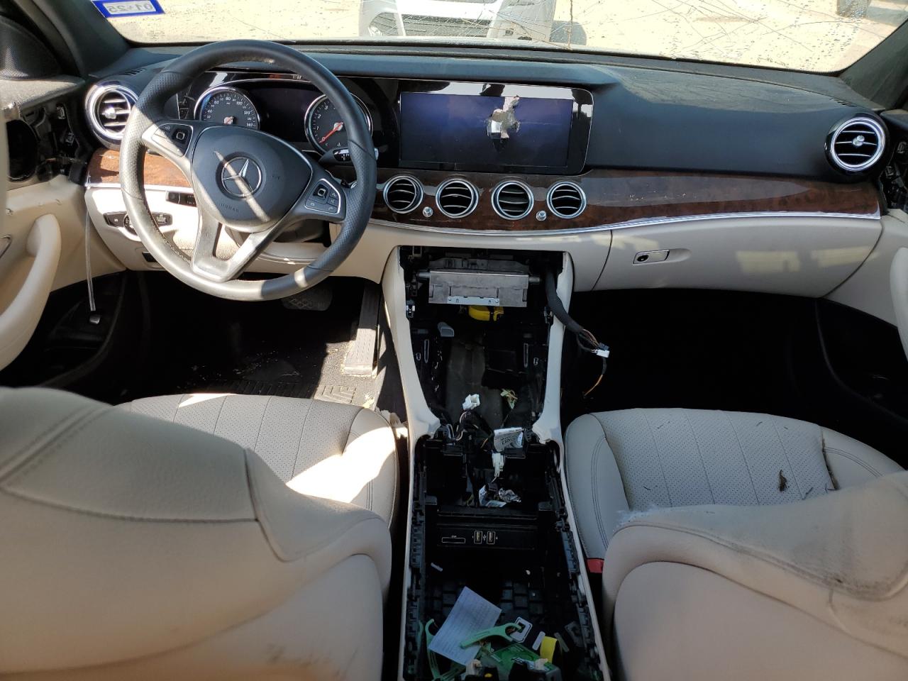 WDDZF4JB4JA389806 2018 Mercedes-Benz E 300