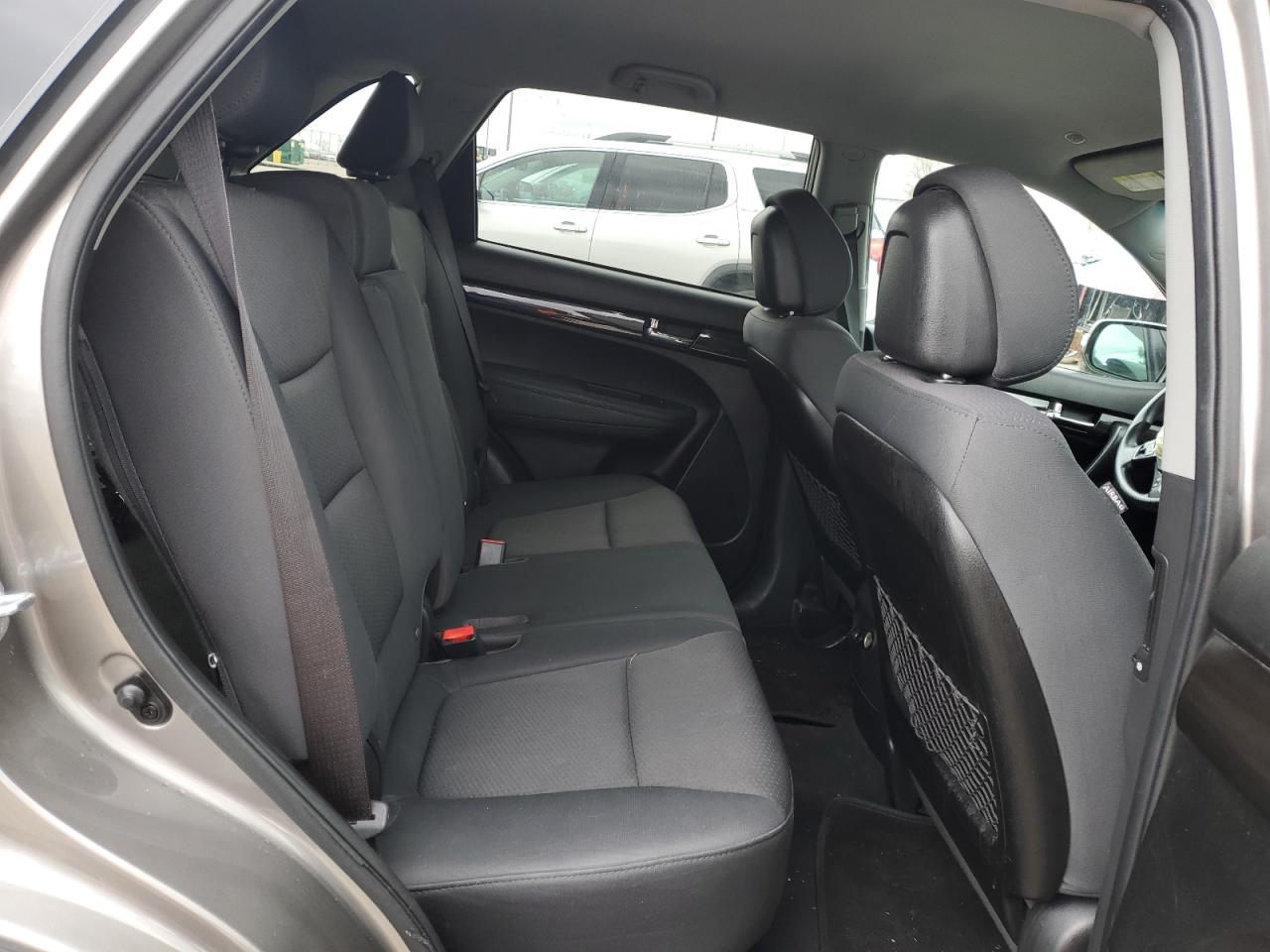 5XYKT3A14CG228591 2012 Kia Sorento Base