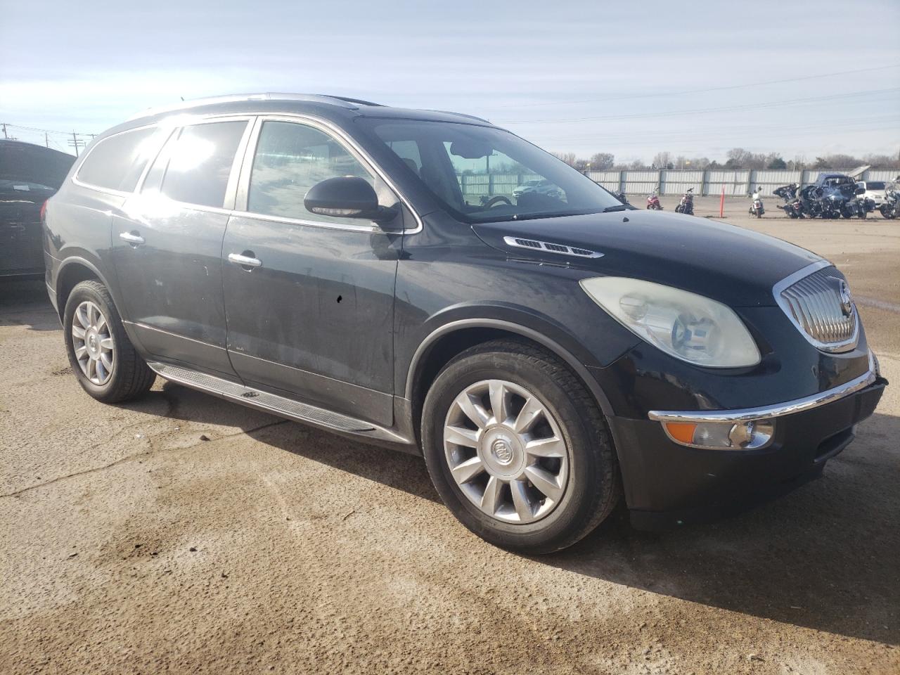 5GAKVCED8BJ335576 2011 Buick Enclave Cxl