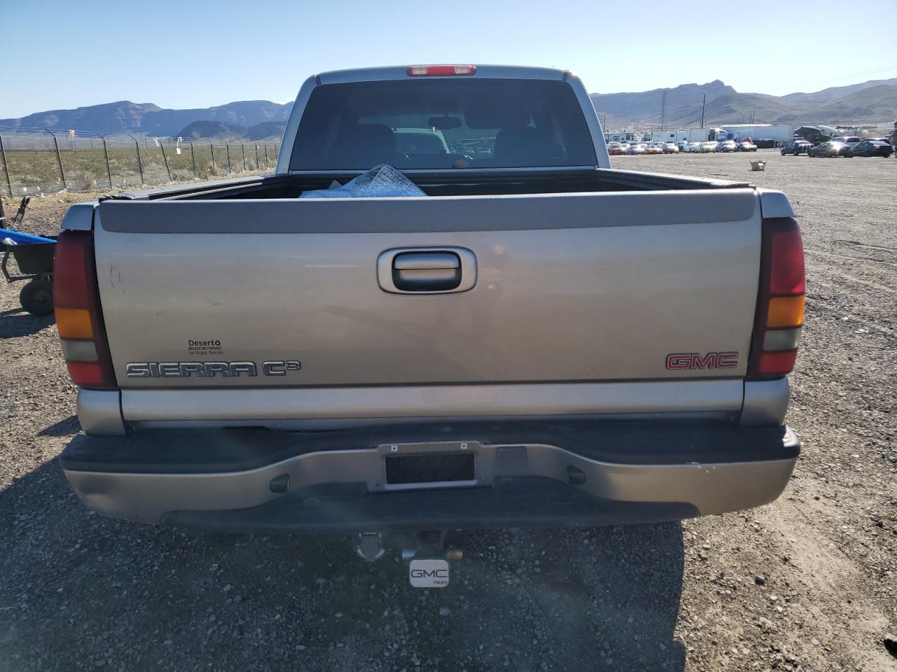 2GTEK69U111293700 2001 GMC Sierra K1500 C3