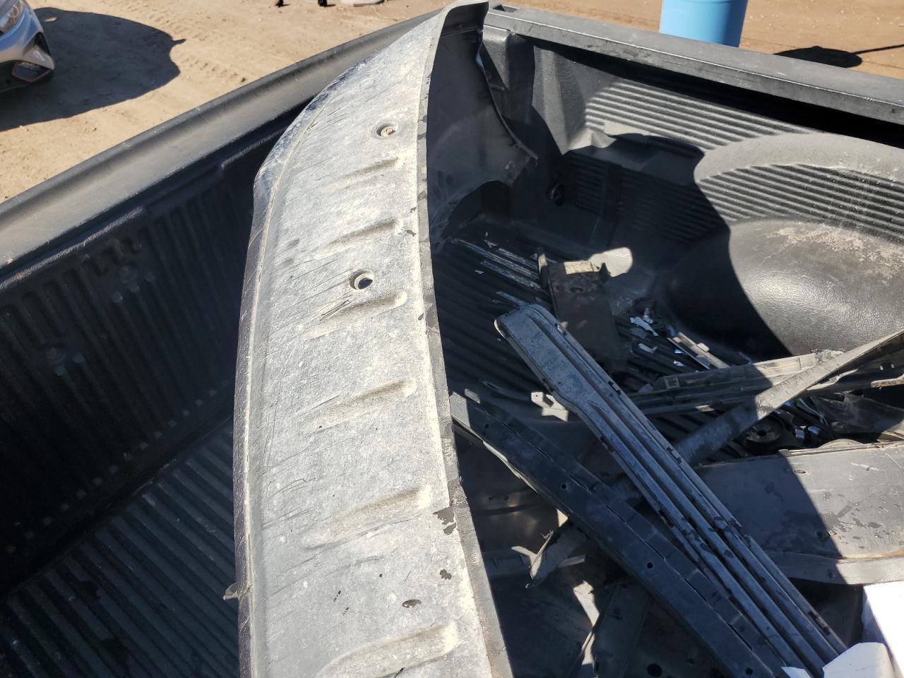 1C6RR6MT7DS688438 2013 Ram 1500 Sport