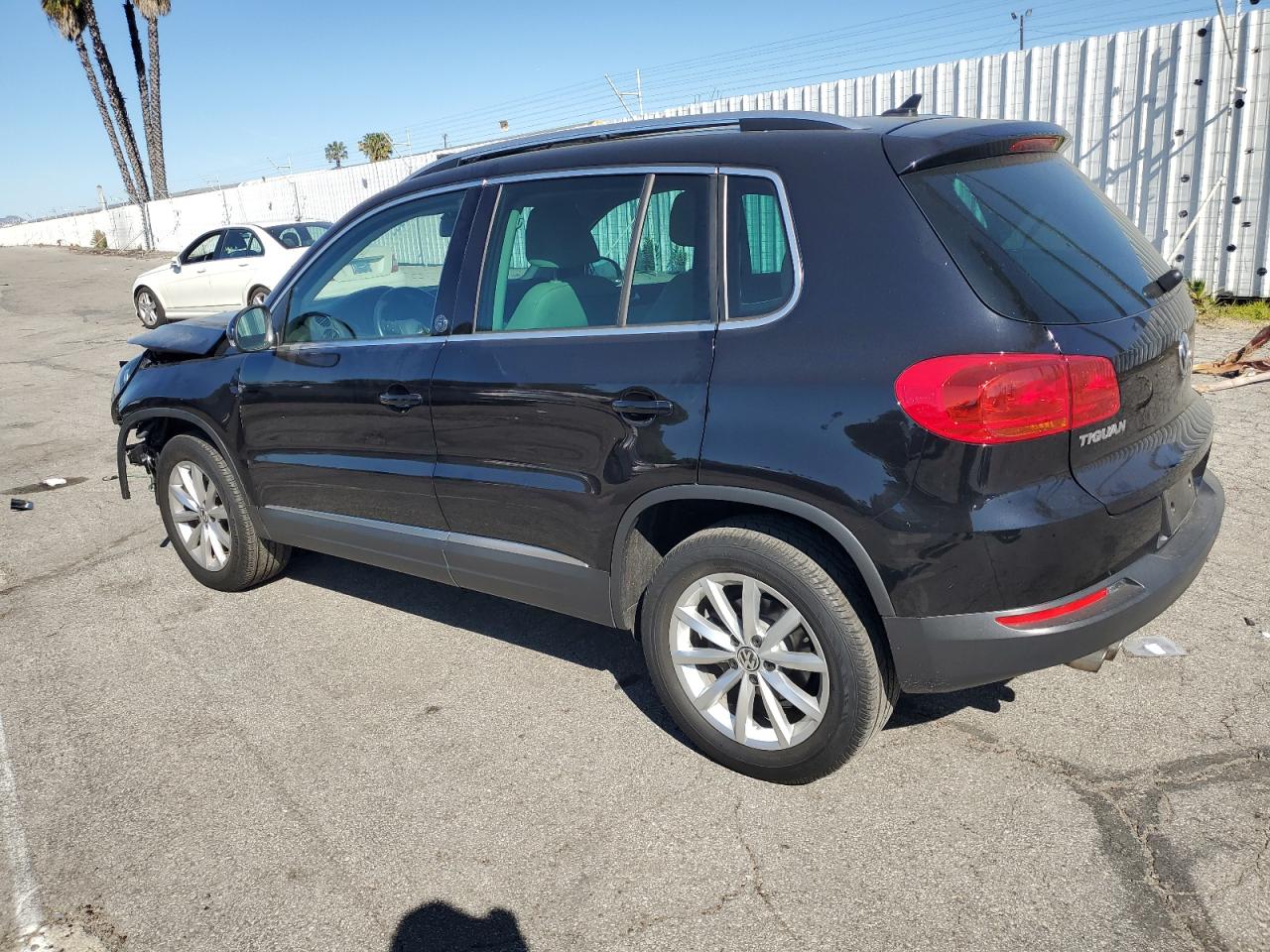 WVGRV7AX8HK000921 VOLKSWAGEN TIGUAN 2017