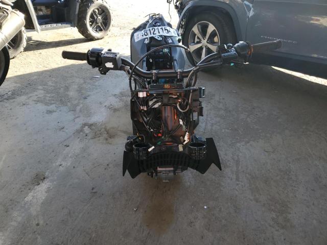 2022 KTM 690 SMC R VBKLSV404NM736100