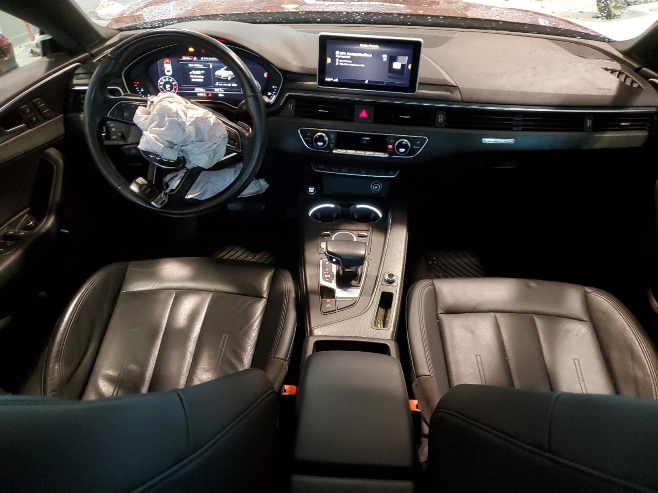 Фото: WAUBNCF51JA005988 - 8