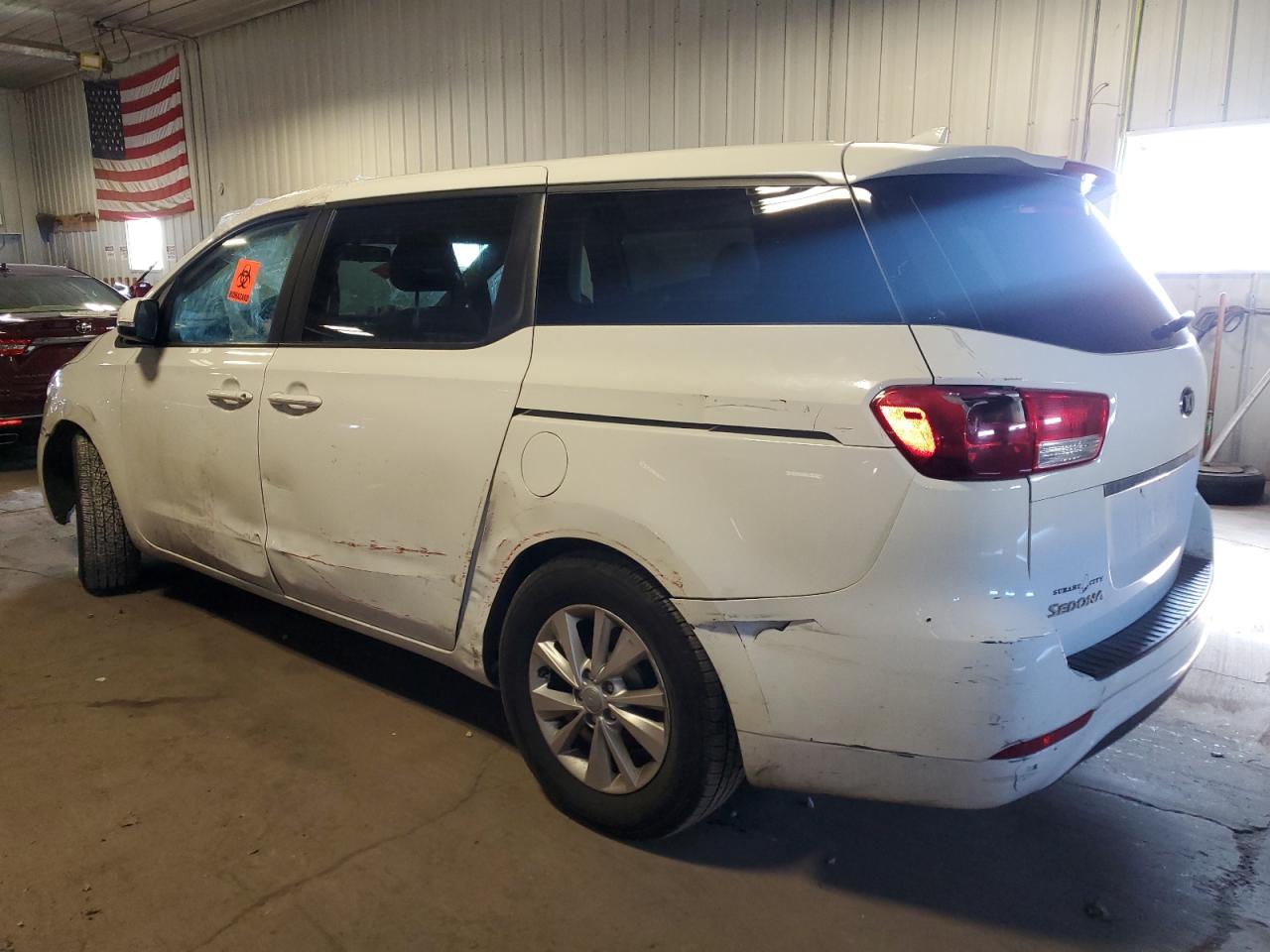 KNDMB5C14H6219565 2017 Kia Sedona Lx