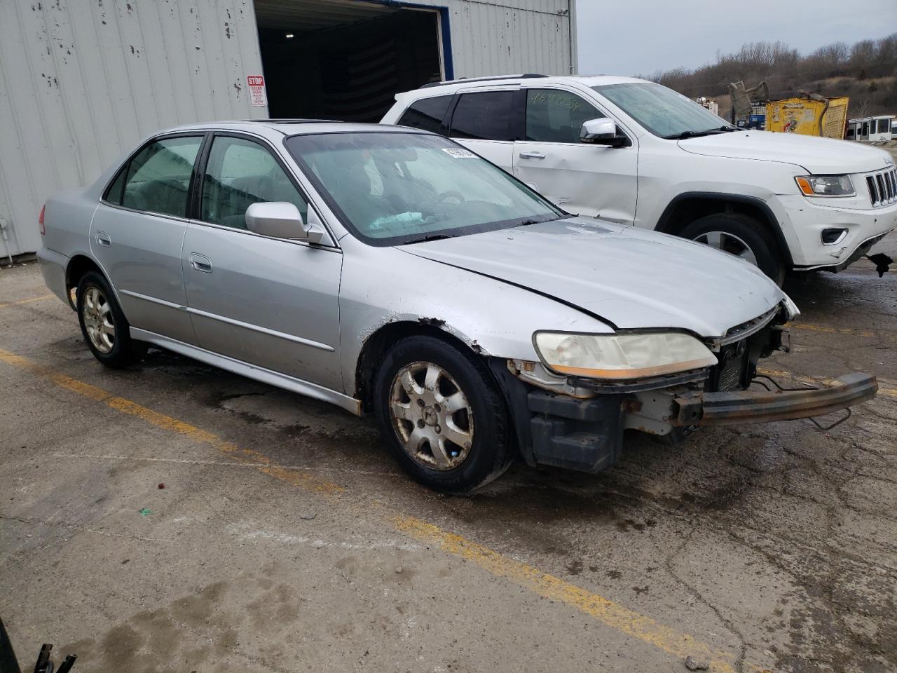 1HGCG566X2A050839 2002 Honda Accord Ex