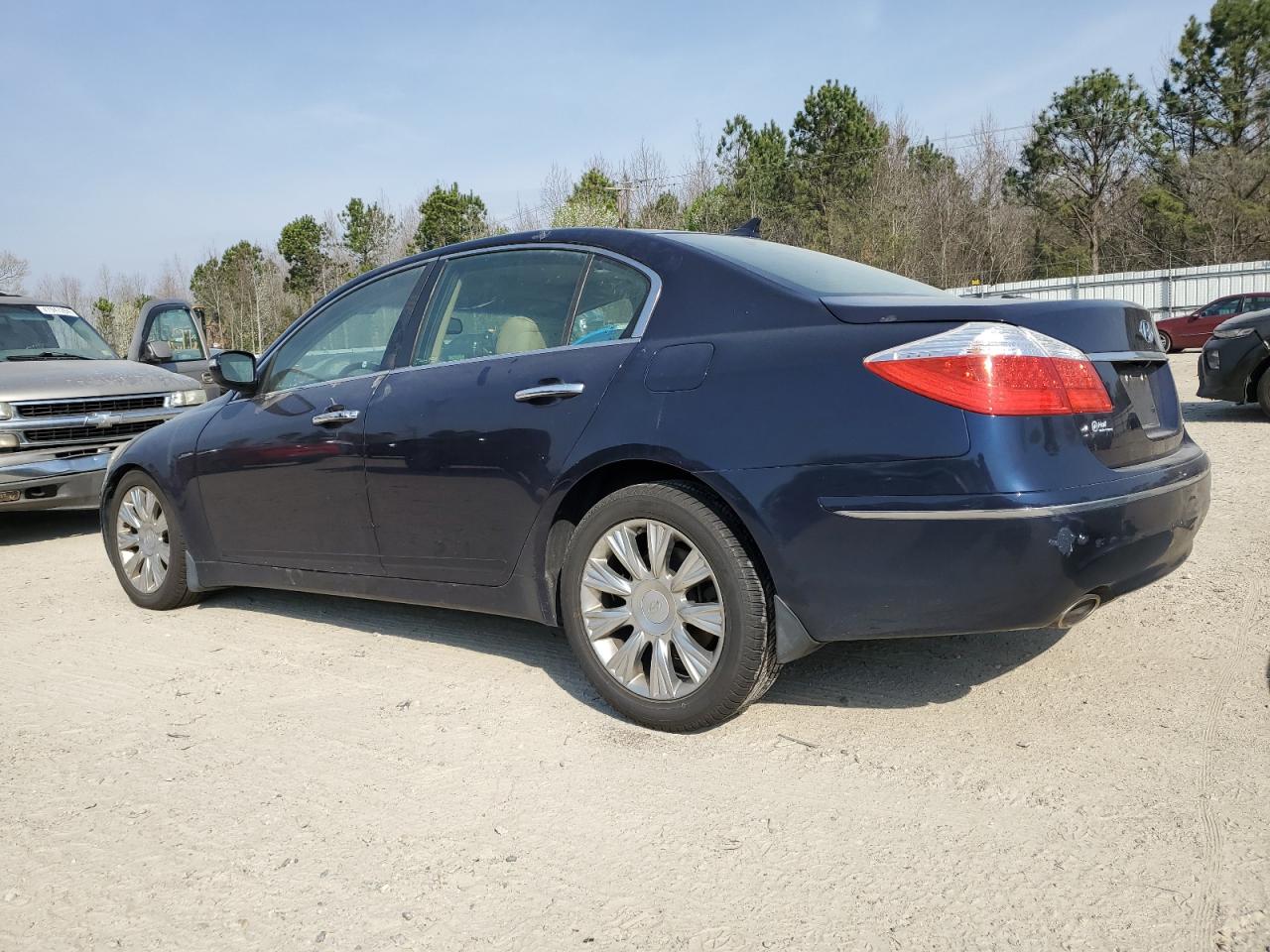 KMHGC4DE3BU136066 2011 Hyundai Genesis 3.8L