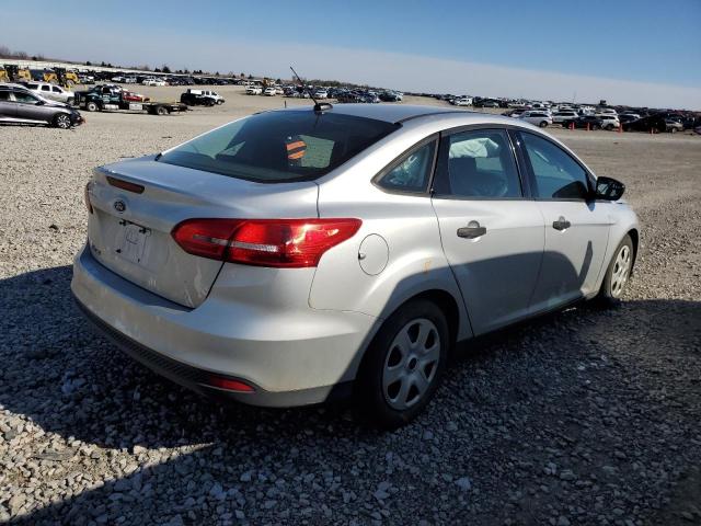 2016 Ford Focus S VIN: 1FADP3E27GL236118 Lot: 49947004