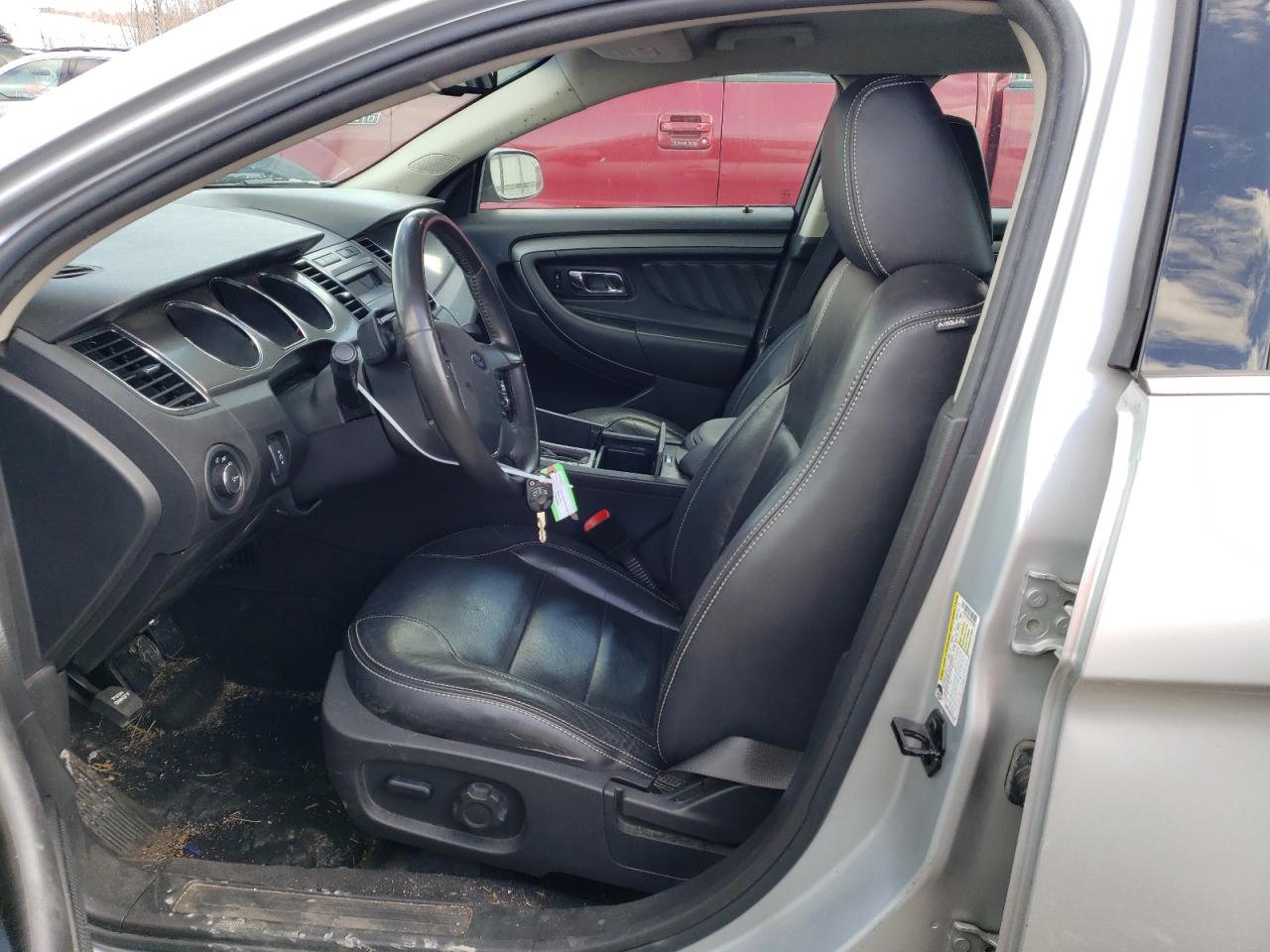 1FAHP2EW4BG163323 2011 Ford Taurus Sel