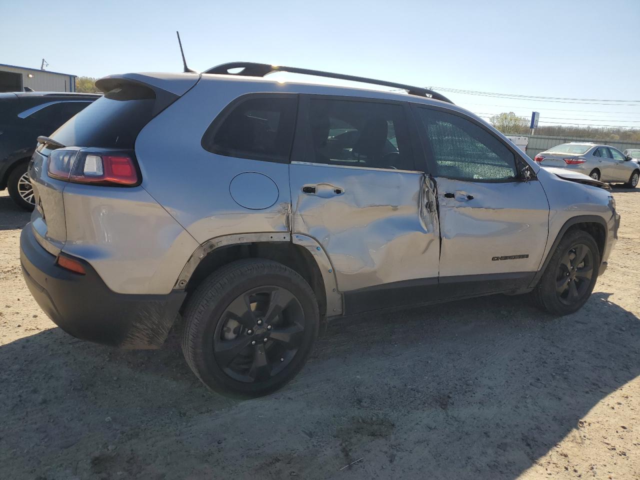 1C4PJLLB0KD411615 2019 Jeep Cherokee Latitude Plus