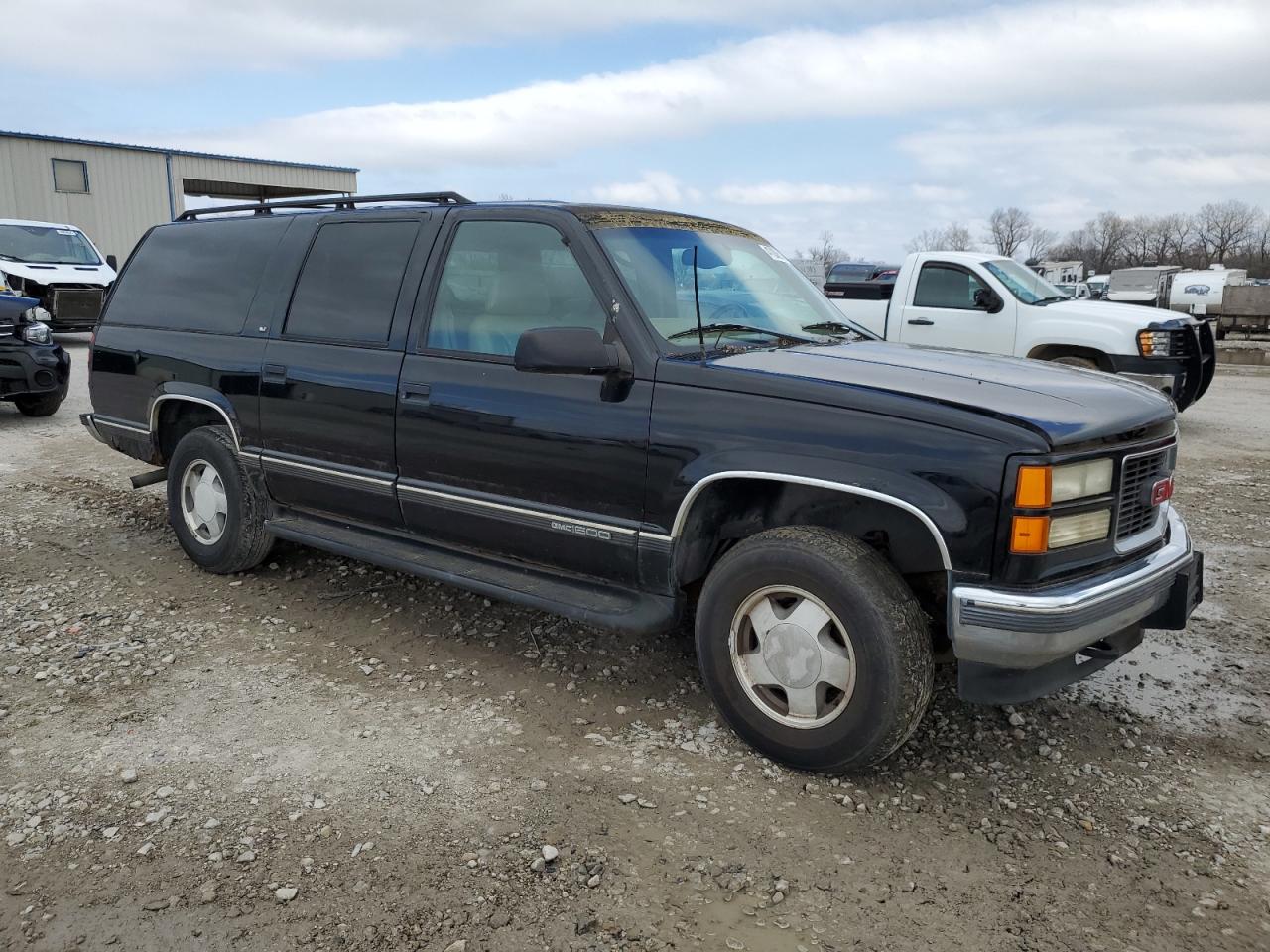 3GKFK16R2WG510424 1998 GMC Suburban K1500