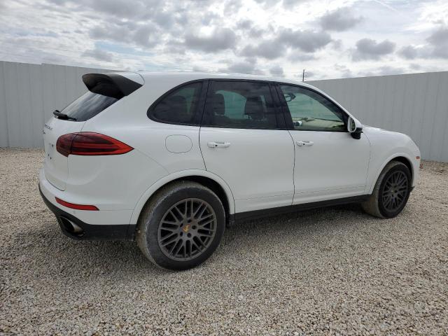 VIN WP1AA2A27HKA83437 2017 Porsche Cayenne no.3