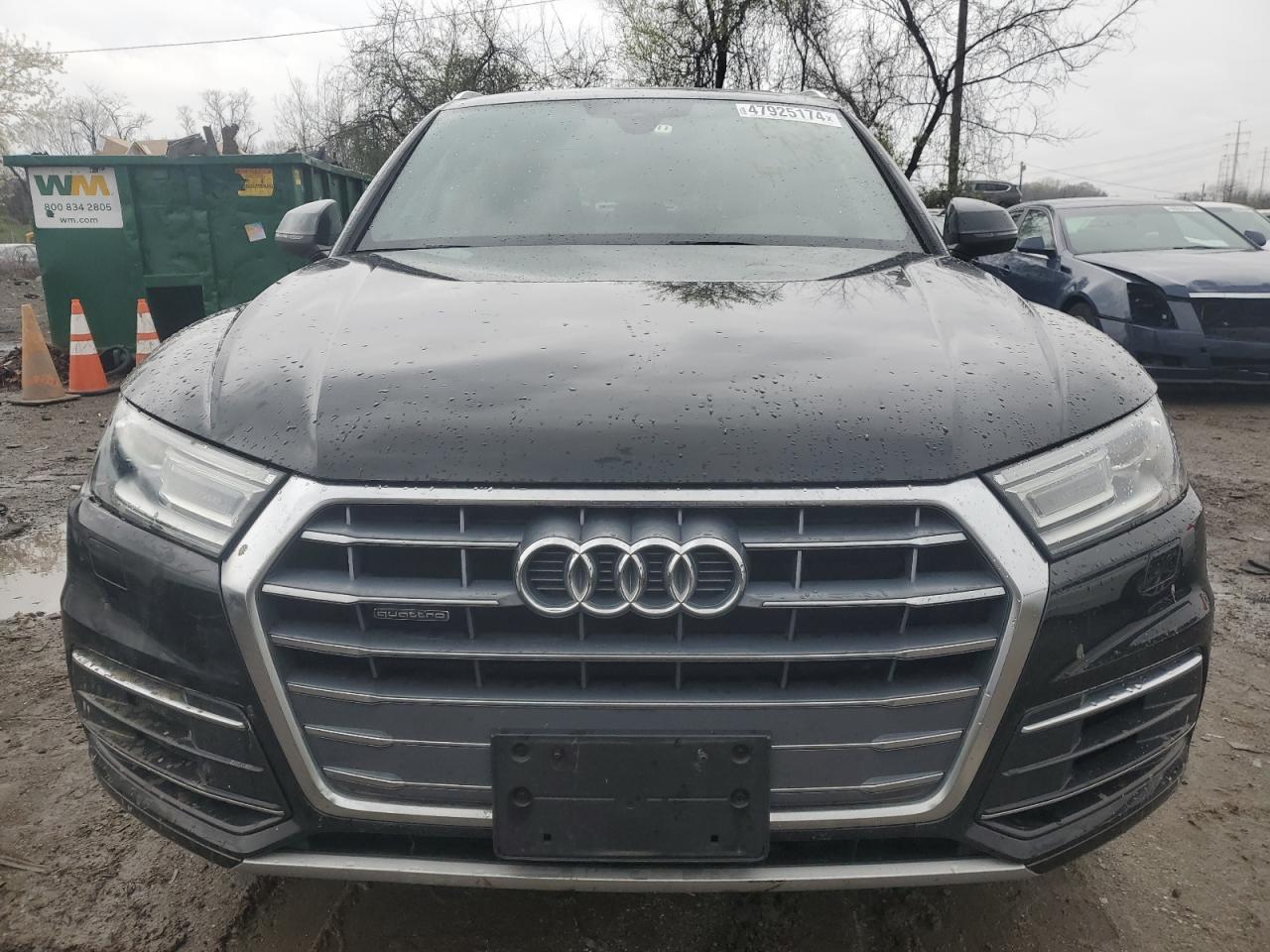 WA1ANAFY7J2242678 2018 Audi Q5 Premium