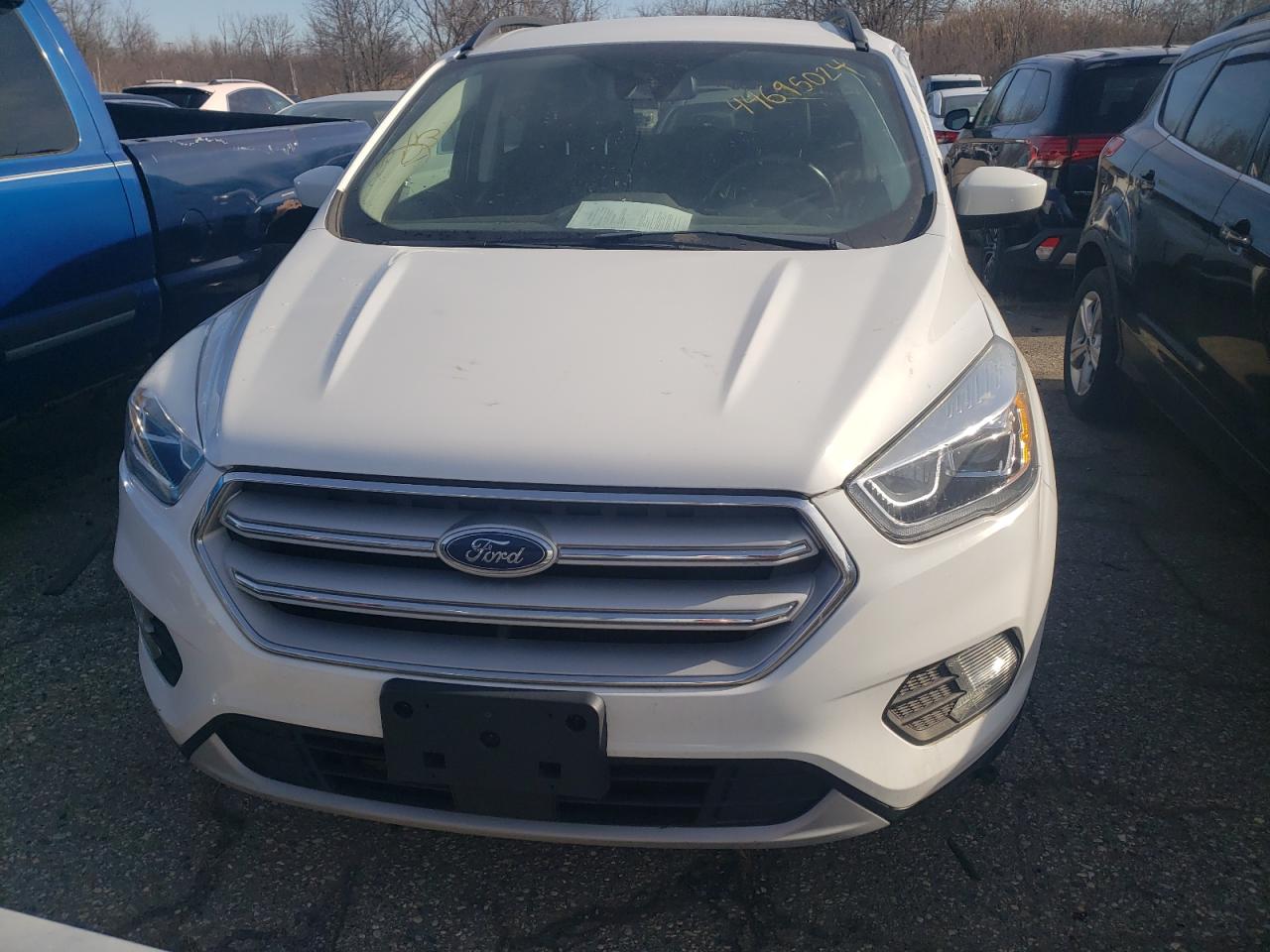 1FMCU9HD9JUD23658 2018 Ford Escape Sel