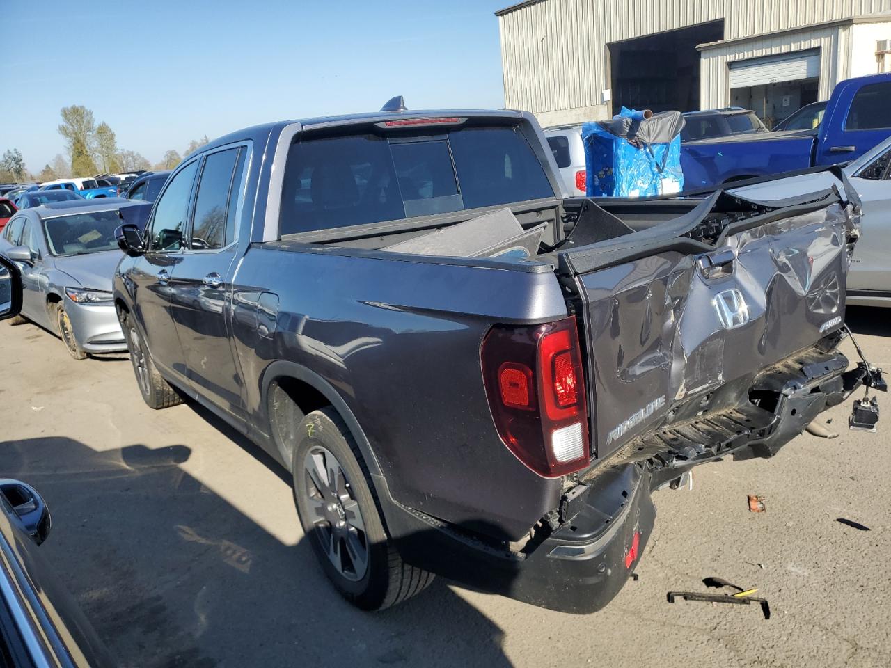 2019 Honda Ridgeline Rtl vin: 5FPYK3F70KB005603