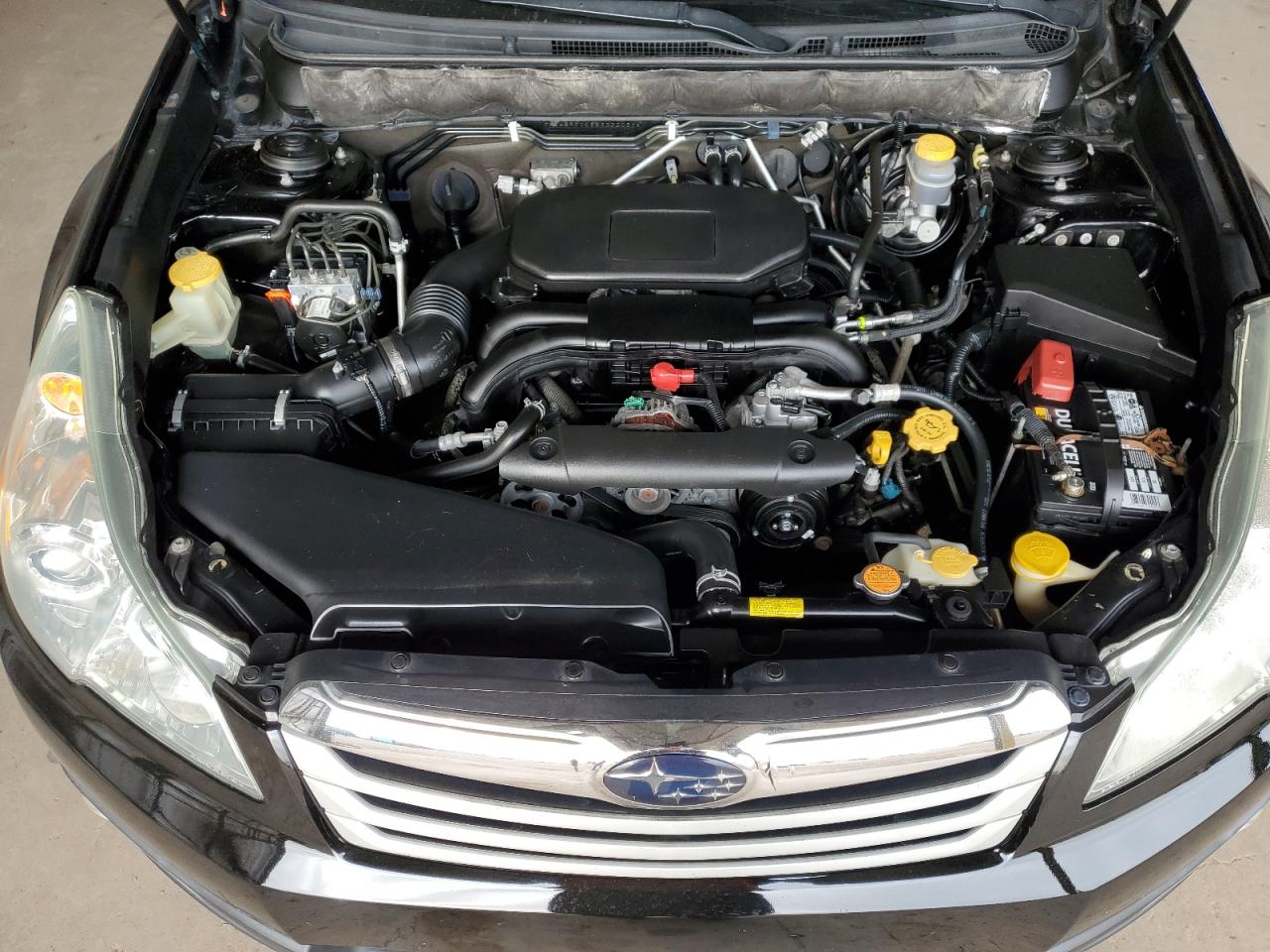 4S4BRCCC5B3332051 2011 Subaru Outback 2.5I Premium