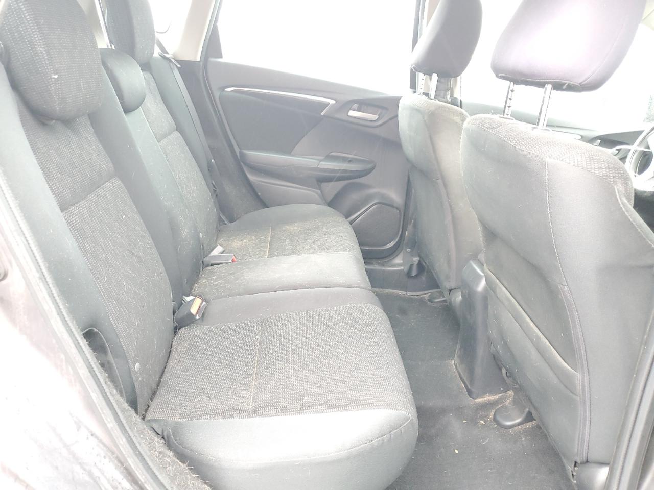 3HGGK5H59FM103611 2015 Honda Fit Lx