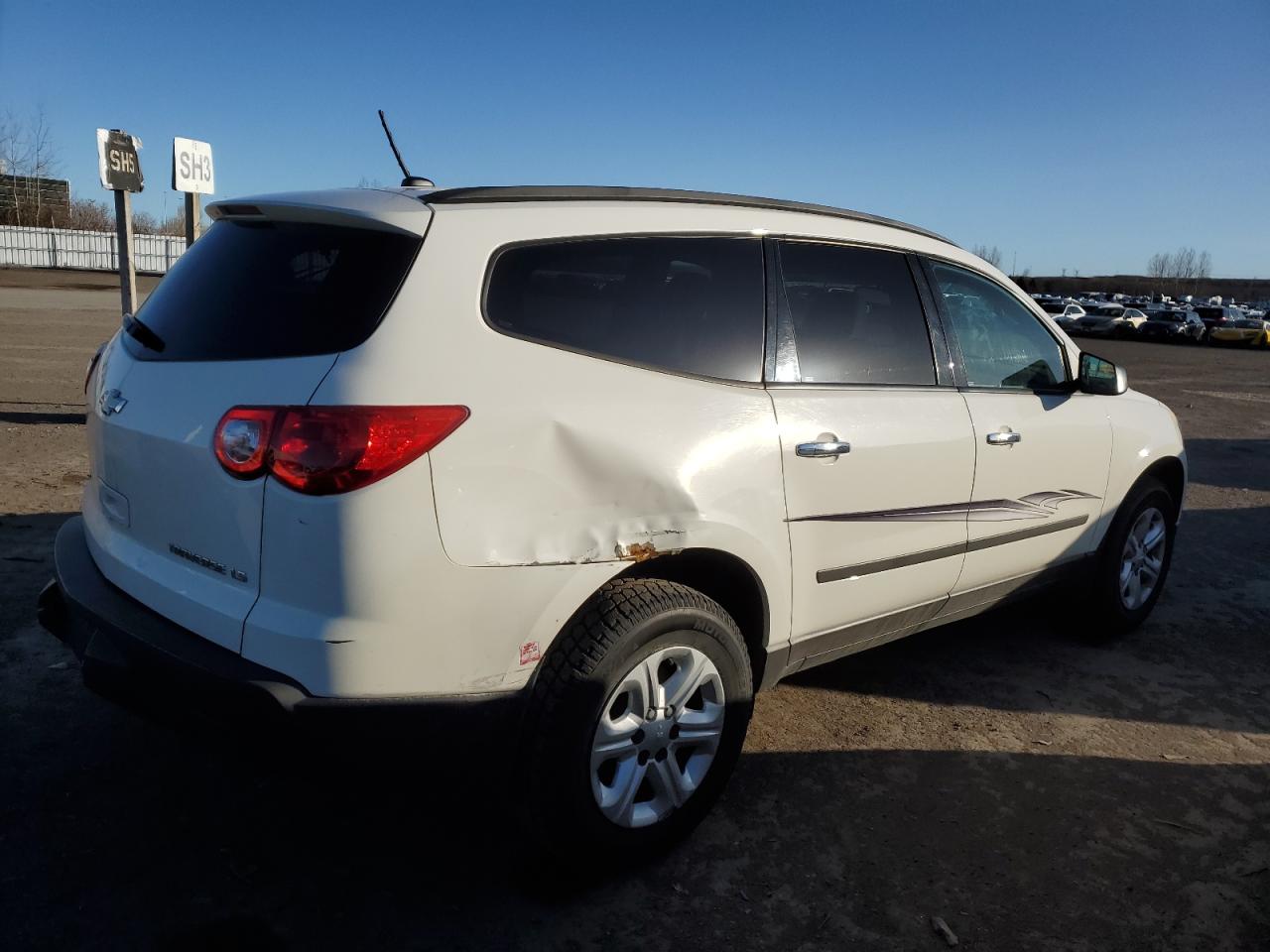 1GNKREED0BJ173965 2011 Chevrolet Traverse Ls